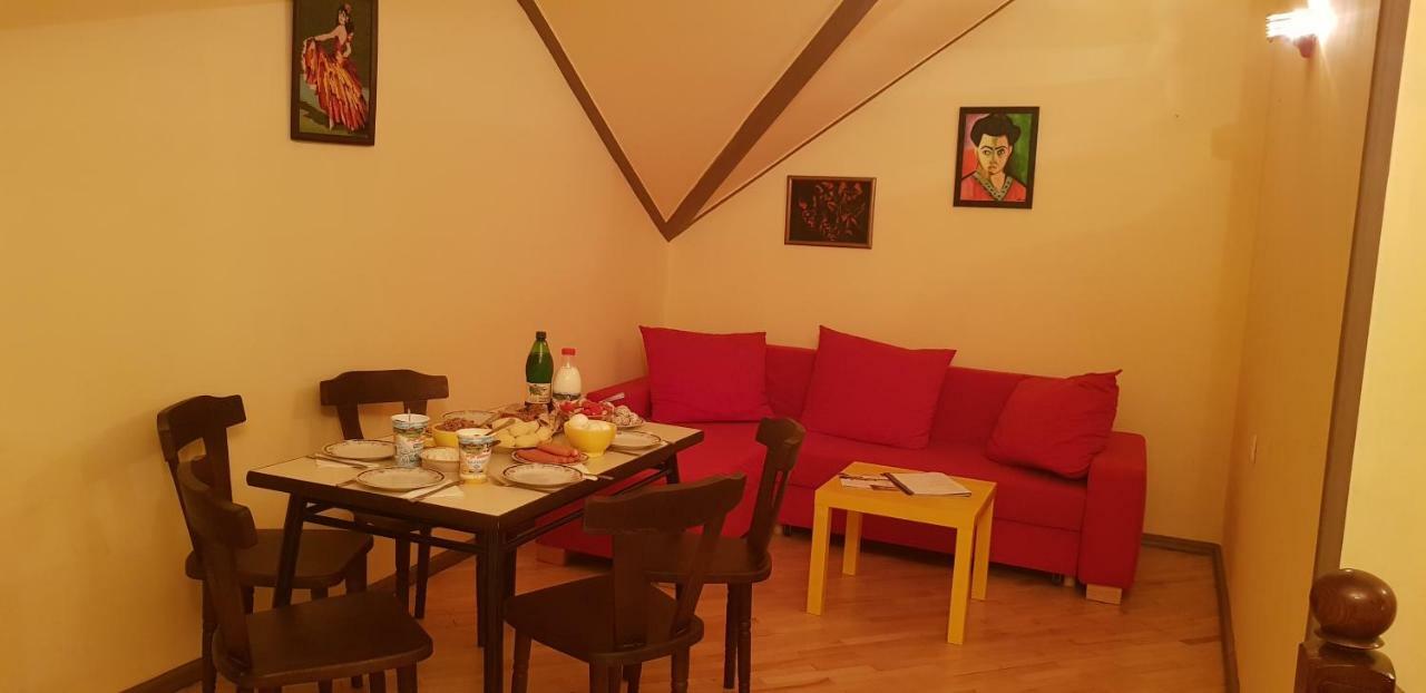 Guest House Likani 2017 Borjomi Bagian luar foto